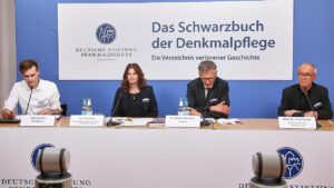 Erstes "Schwarzbuch der Denkmalpflege" veröffentlicht