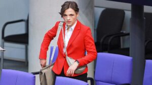 Ostbeauftragte warnt vor AfD-Regierungsbeteiligung in Magdeburg