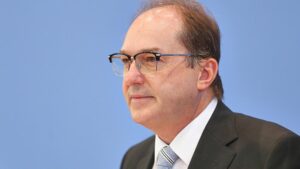 Dobrindt sieht sich durch Urteil zu Aufnahme von Afghanen bestätigt