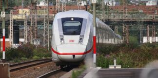 Grüne fordern besseren Service von der Bahn