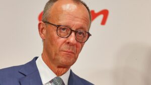 Bericht: Datenhändler verkaufen Handynummern von Merz und Ministern