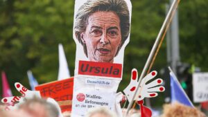 Von der Leyen muss sich neuen Misstrauensanträgen stellen