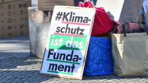 "Fridays For Future" warnen vor möglichem Ende des Verbrenner-Aus