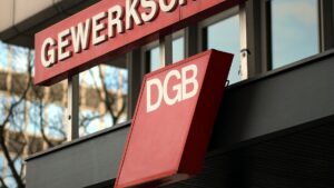 DGB fürchtet steigende Fehlzeiten durch psychische Erkrankungen