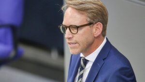 Sicherheitspolitiker warnen vor russischer Spionage im Bundestag