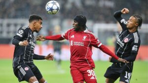 CL: Liverpool deklassiert Frankfurt – FC Bayern siegt souverän