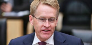 Günther spricht sich gegen Volksbefragung über Wehrdienst aus