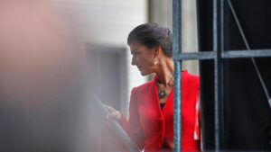 Wagenknecht schreibt wegen Neuauszählung Brandbrief an Klöckner