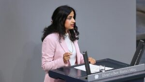 Grüne kritisieren Versäumnisse bei Aufnahme von Afghanen