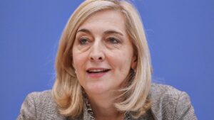 Warken will mehr Frauen im Koalitionsausschuss