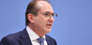 Dobrindts Cyber-Gegenwehr-Pläne stoßen auf Lob und Kritik