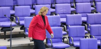 Arbeitsministerin Bas gegen Änderungen an Rentenplänen