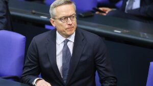 Digitalminister verteidigt Führungsstil