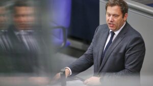 Haushaltswoche startet – Klingbeil warnt vor Selbstzufriedenheit