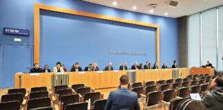 Bundesregierung verteidigt Ukraine-Darlehen