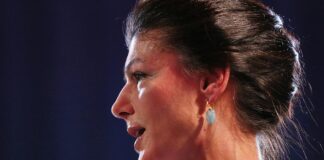 Wagenknecht gibt Einblicke in BSW-Strategie und gesteht Fehler