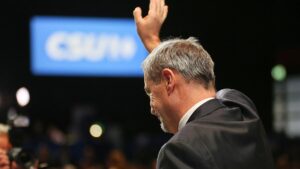Söder mit bislang schlechtestem Ergebnis als CSU-Chef bestätigt