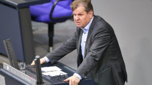 SPD und Linke kritisieren möglichen Ukraine-Einsatz der Bundeswehr