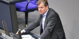 SPD und Linke kritisieren möglichen Ukraine-Einsatz der Bundeswehr