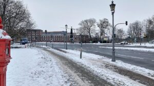 Wetterdienst warnt vor Glatteis in weiten Teilen Deutschlands