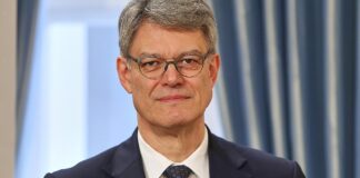 Verkehrsminister weist Gerüchte über Kabinettsumbildung zurück