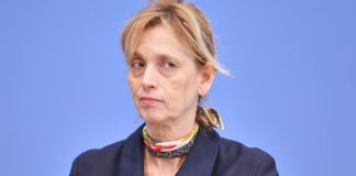 Prien will Überprüfung von Demokratieförderprojekten ausweiten