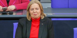 Politbarometer: SPD legt leicht zu – Kritik an US-Außenpolitik