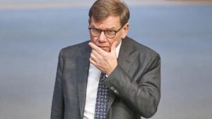 Wadephul begrüßt Terror-Einstufung für Irans Revolutionsgarden