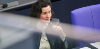 Bär will ersten Fusionsreaktor und mehr Forschung für Frauen