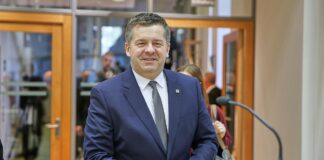 Landtag wählt Schulze zum neuen Regierungschef in Sachsen-Anhalt