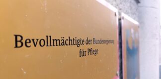 Eigenanteil: Pflegebevollmächtigte sieht Klingbeil in der Pflicht