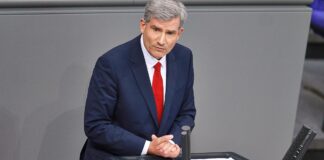 Hakverdi mahnt "konstruktive Diskussion" über Grönland an