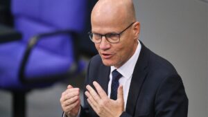 CDU-Politiker Brinkhaus fordert mehr Führung von Merz