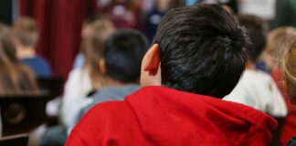 Schulen in NRW bleiben am Montag wegen Glättegefahr geschlossen