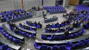 CSU-Landesgruppenchef zweifelt an Parität im Wahlrecht