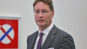 Mercedes-Chef Källenius fürchtet politischen Rechtsruck