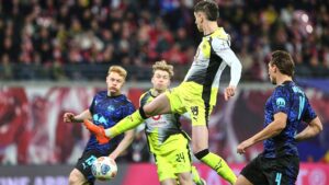 1. Bundesliga: Leipzig und Dortmund unentschieden