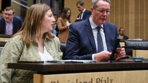 Schweitzer wirbt für Fortsetzung der Ampel in Rheinland-Pfalz