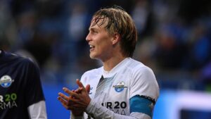 2. Bundesliga: Paderborn feiert Torfestival gegen Hertha BSC